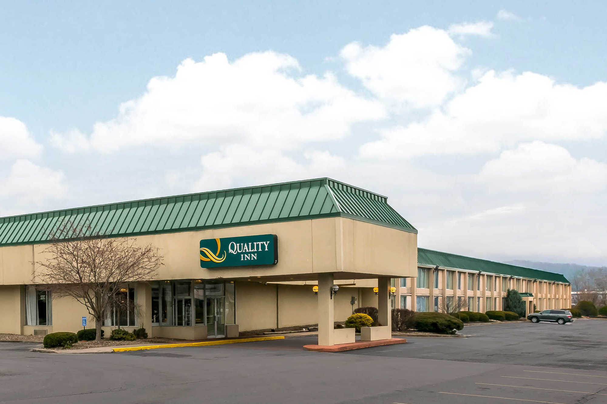Baymont By Wyndham Milesburg Exterior foto