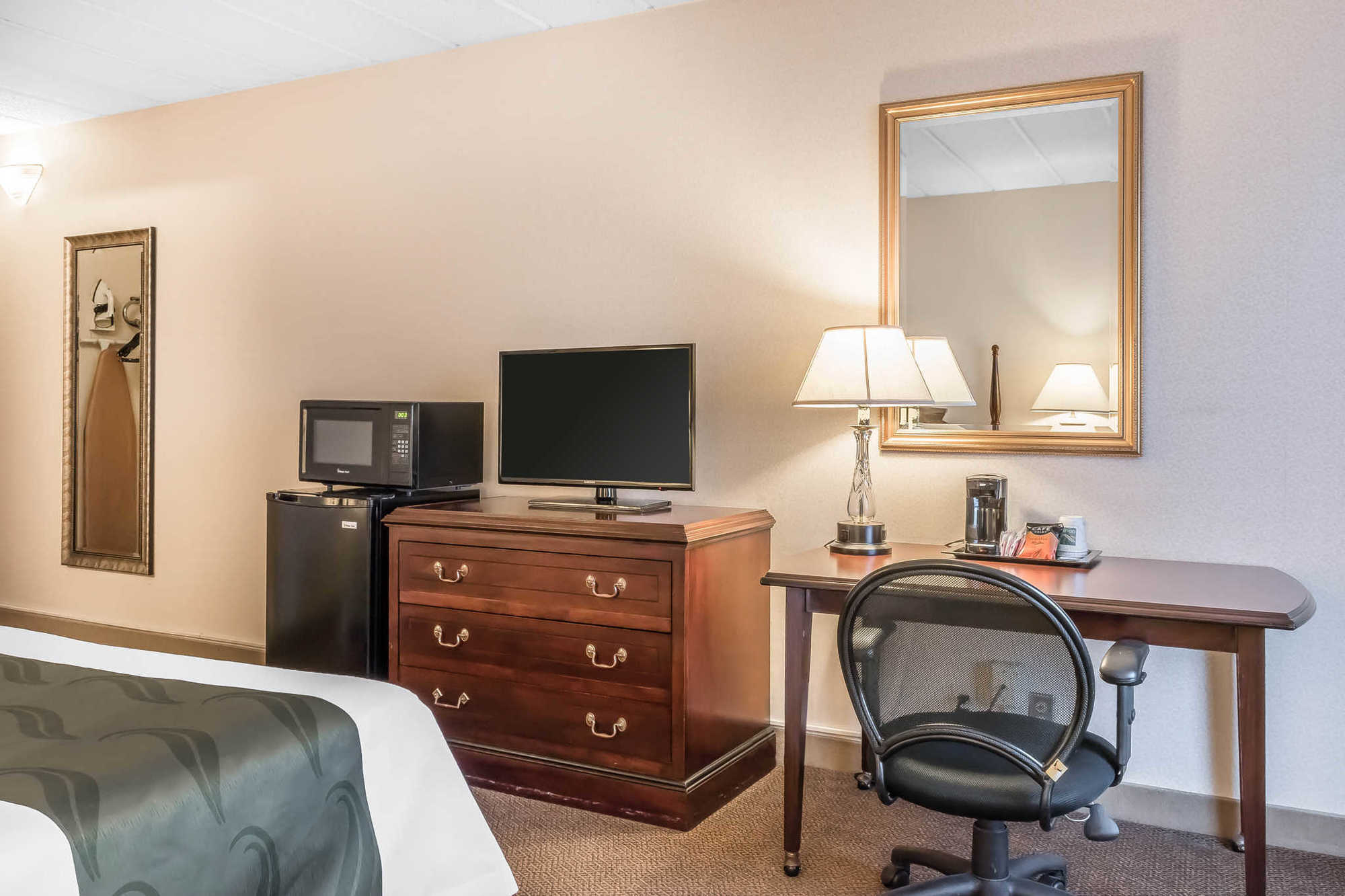 Baymont By Wyndham Milesburg Quarto foto